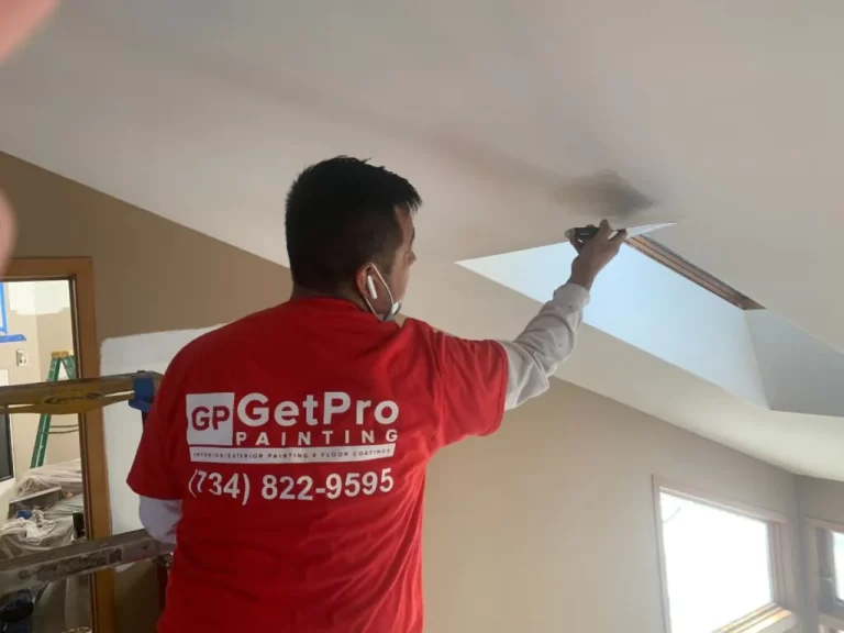 Get Pro interior painter
