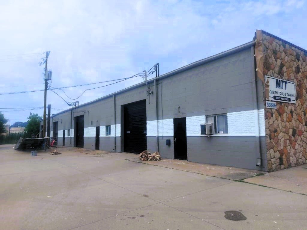 Commercial exterior space painting