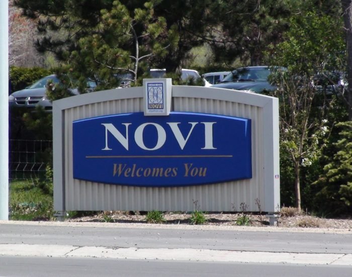 Novi city Sign
